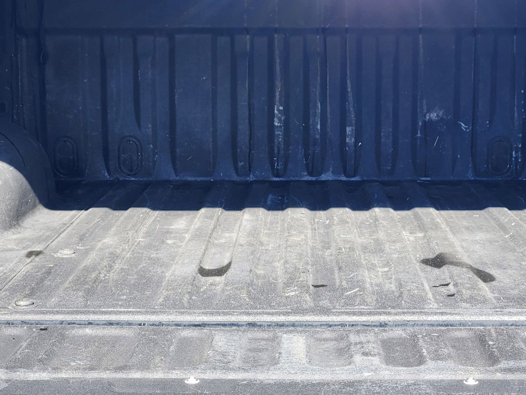 Used 2013 Toyota Tundra 4x4 CrewMax image 20