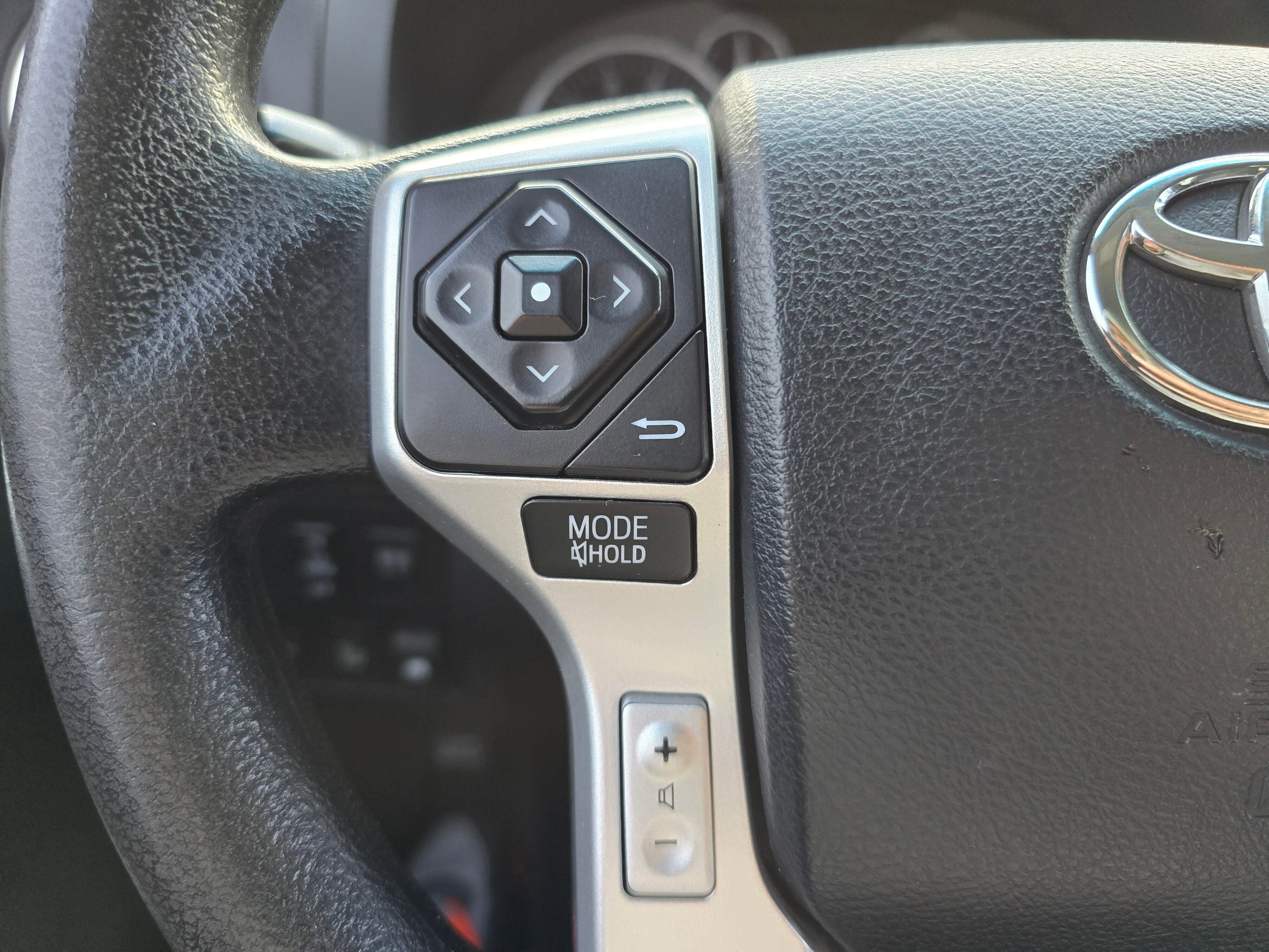 Used 2017 Toyota Tundra SR5 image 22