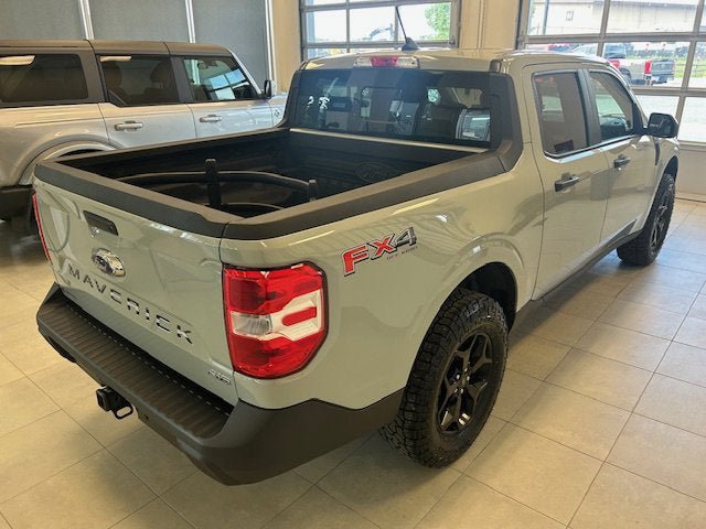 Used 2022 Ford Maverick XLT w/ Equipment Group 300A Standard AWD/4WD image 4