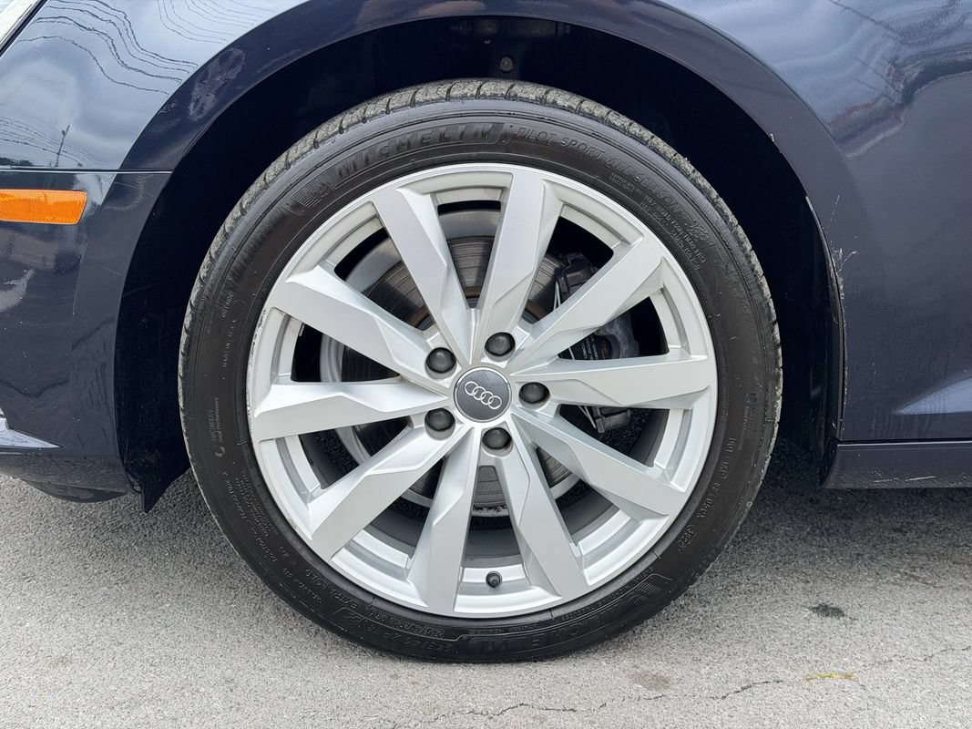 Used 2017 Audi A4 2.0T Ultra Premium w/ Convenience Package FWD image 27