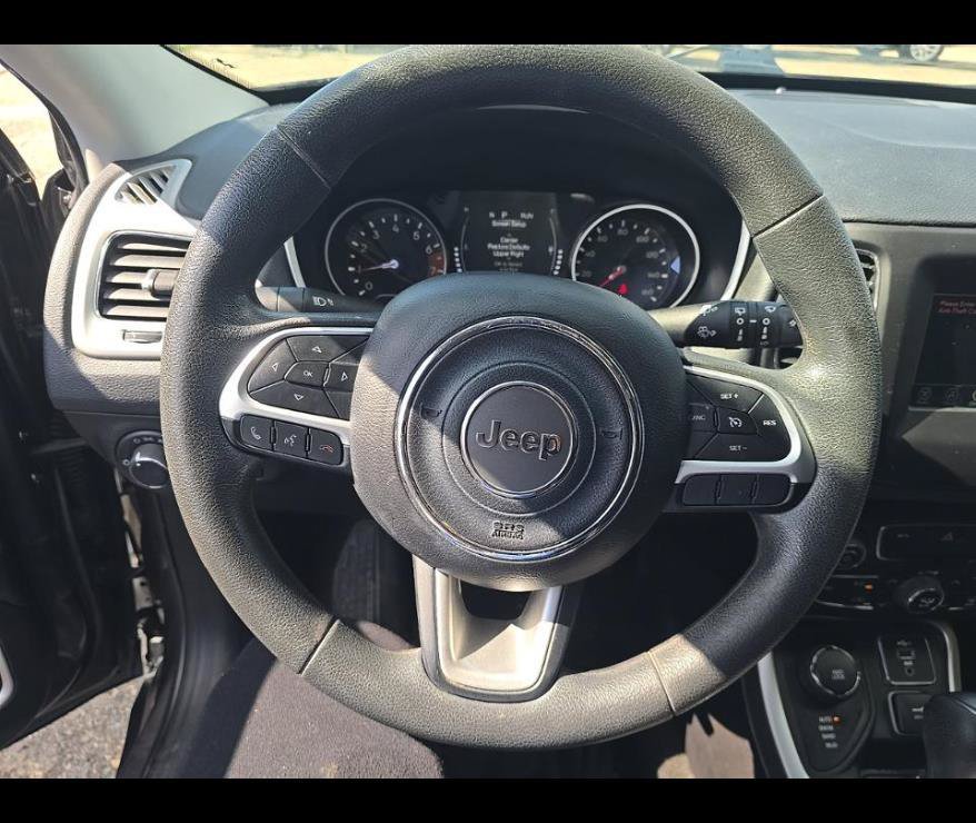 Used 2021 Jeep Compass Sport AWD/4WD image 4