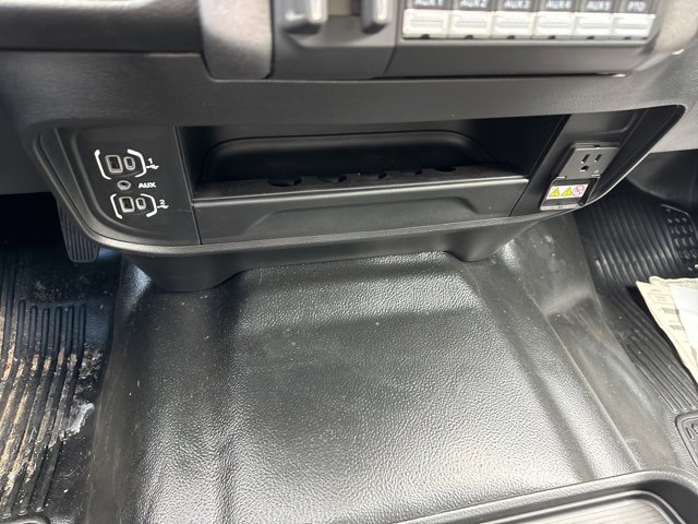 New 2024 RAM 5500 Tradesman w/ Chrome Appearance Group image 17