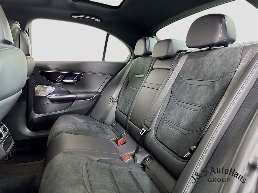 Used 2025 Mercedes-Benz C 63 AMG S image 27