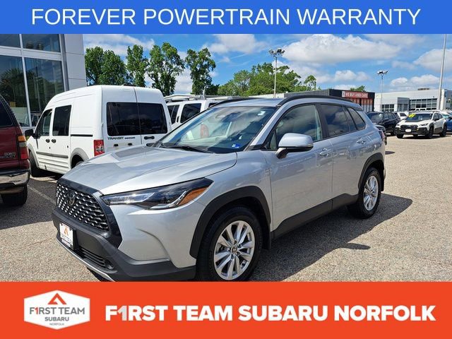 Used 2024 Toyota Corolla Cross LE w/ Moonroof Package