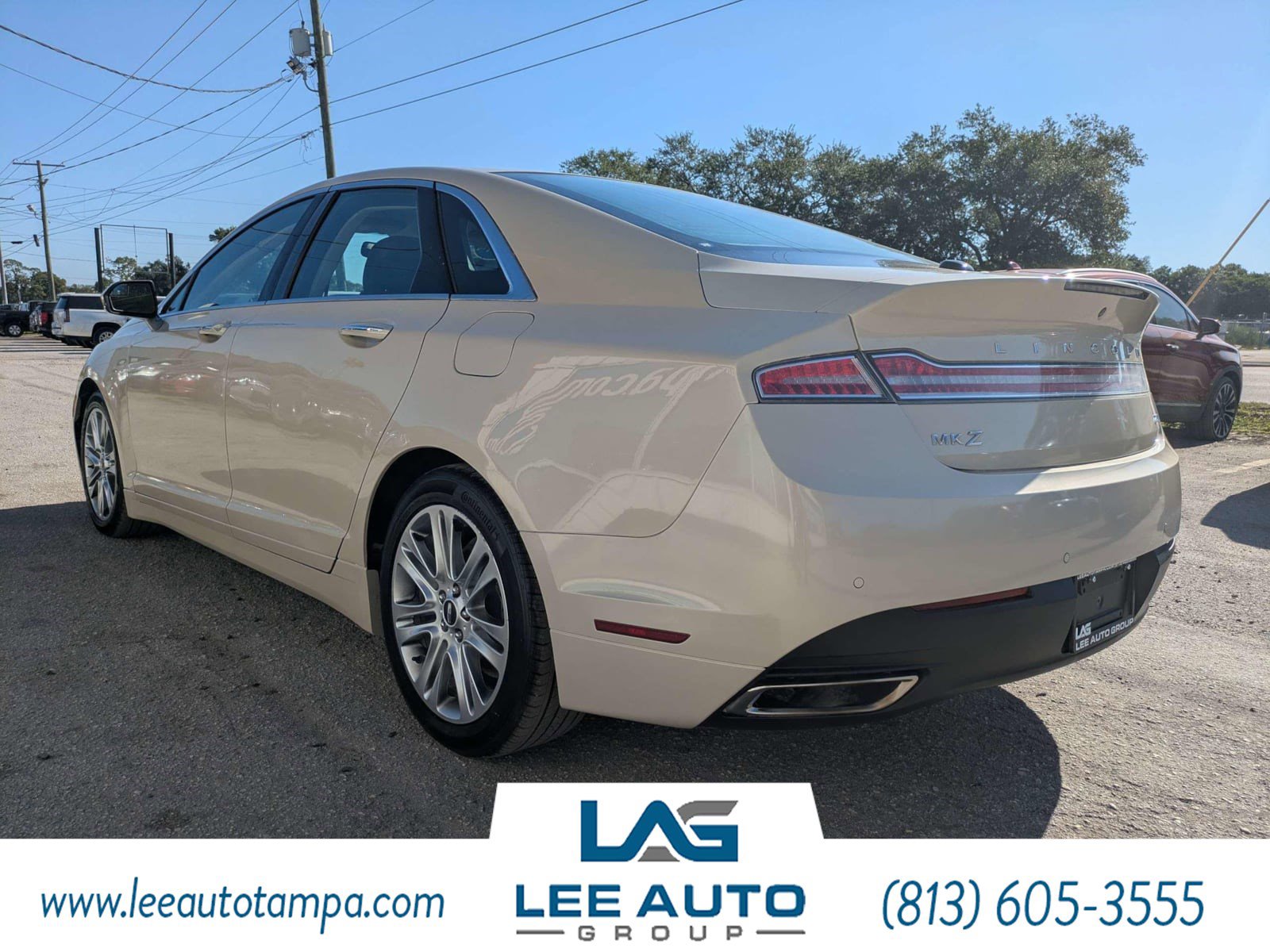 Used 2014 Lincoln MKZ Hybrid w/ Equipment Group 201A Select FWD image 5