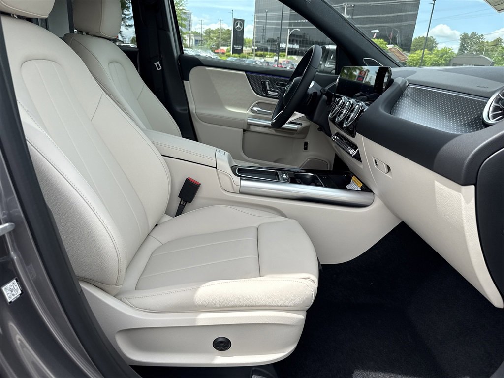 New 2025 Mercedes-Benz GLA 250 image 17