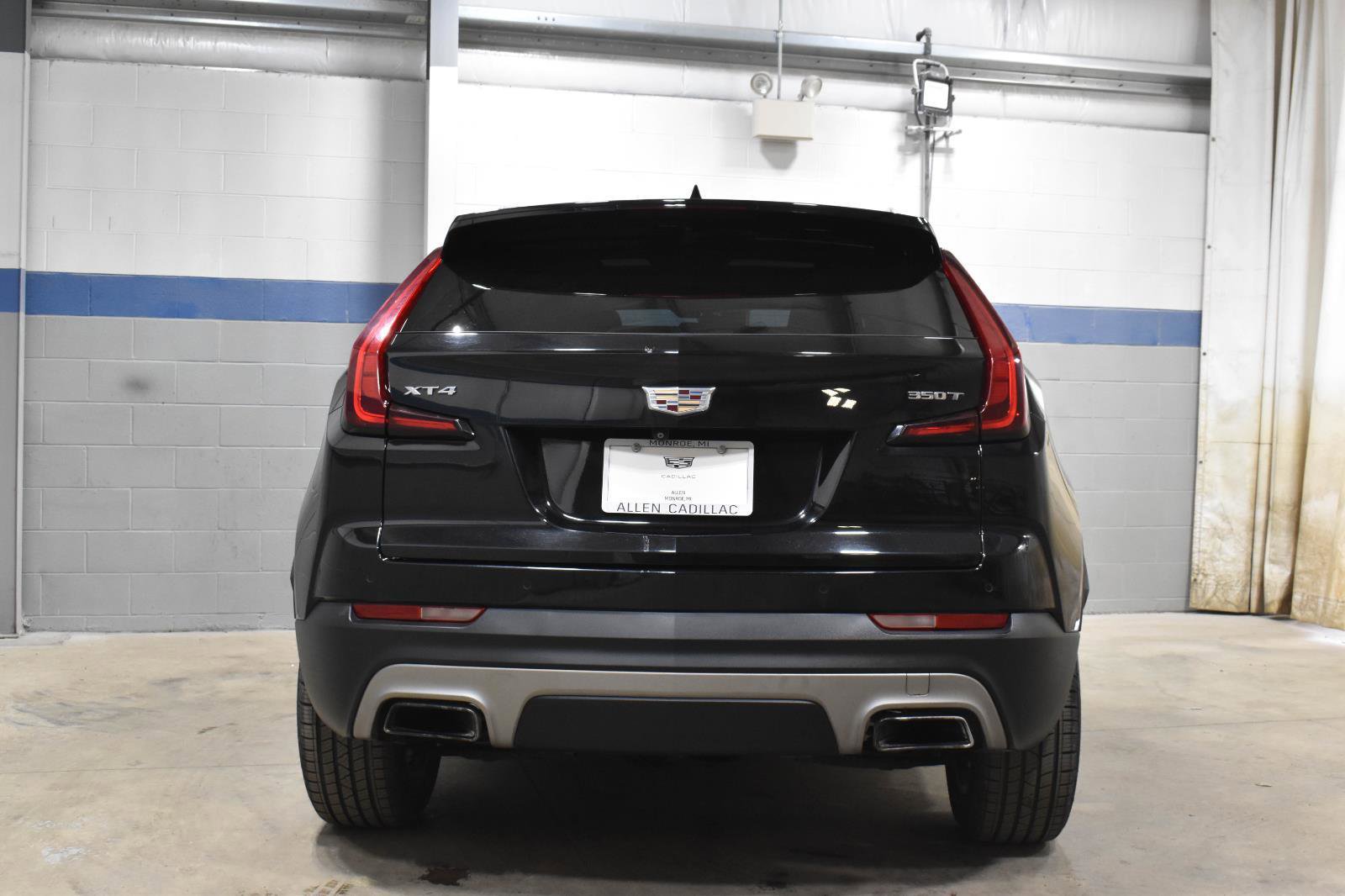 Used 2020 Cadillac XT4 Premium Luxury image 28