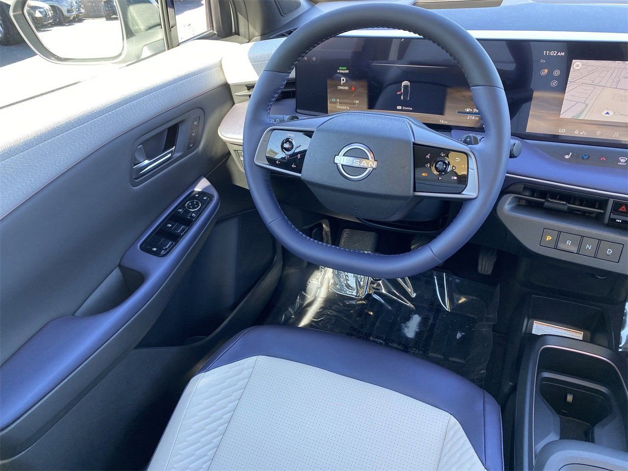 New 2026 Nissan Leaf Platinum+ w/ Cargo Package (Platinum+) image 16