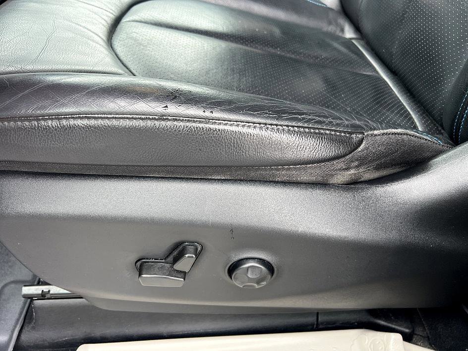 Used 2021 Chrysler Pacifica Touring-L image 20