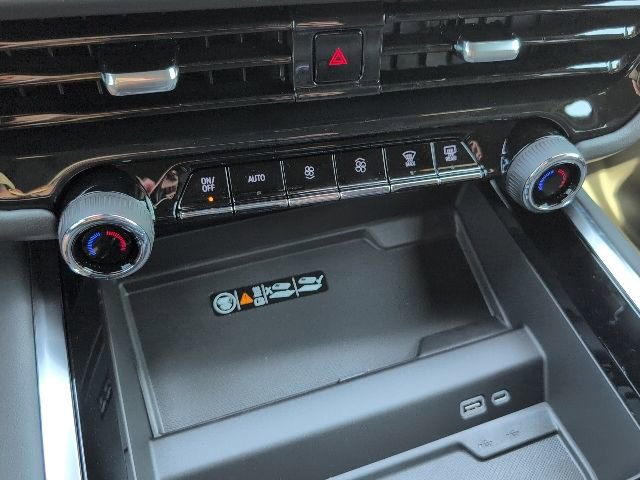 New 2026 Chevrolet Suburban RST w/ RST Capability Package image 29