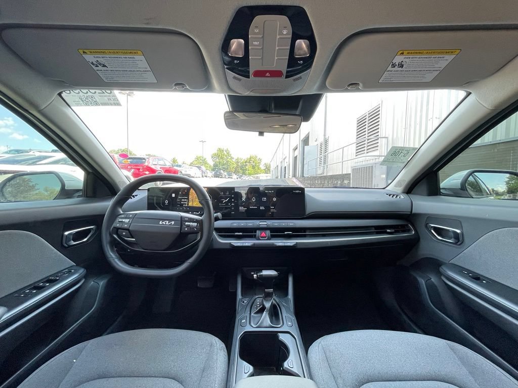 Used 2025 Kia K4 EX FWD image 28