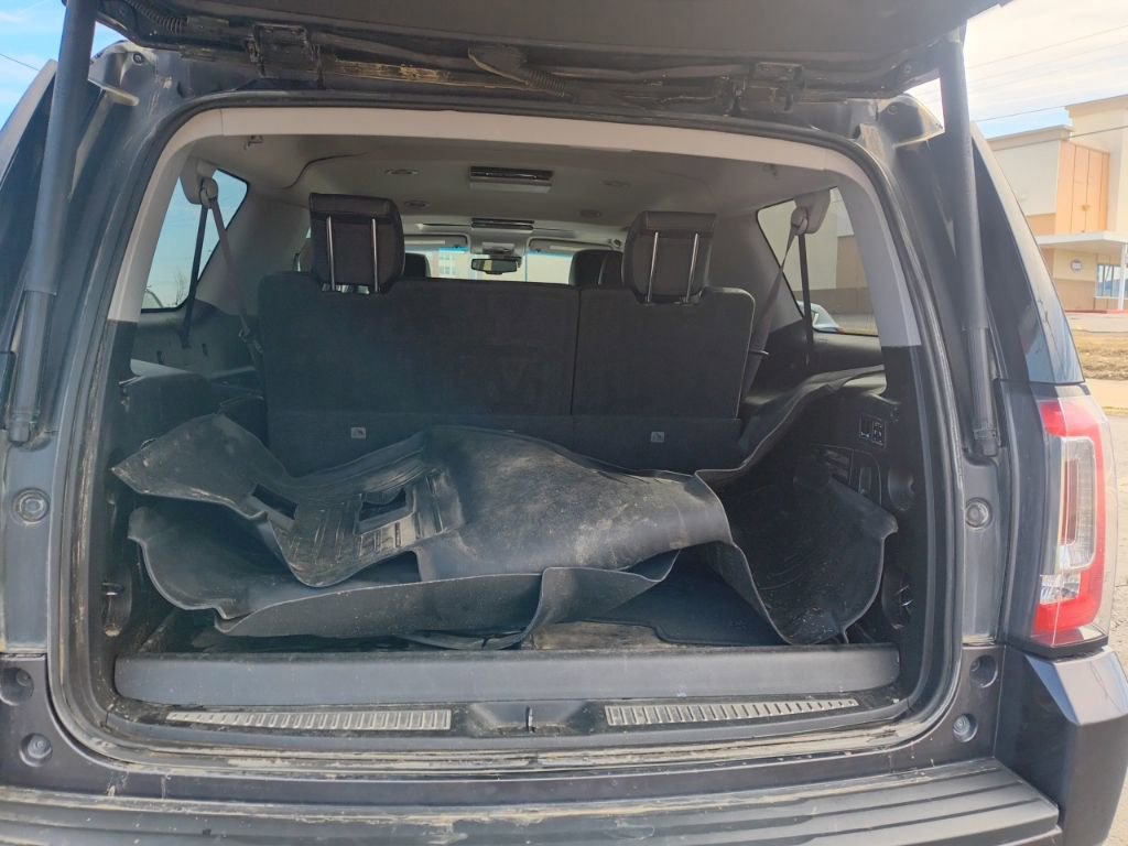 Used 2017 GMC Yukon XL SLT w/ Open Road Package image 13