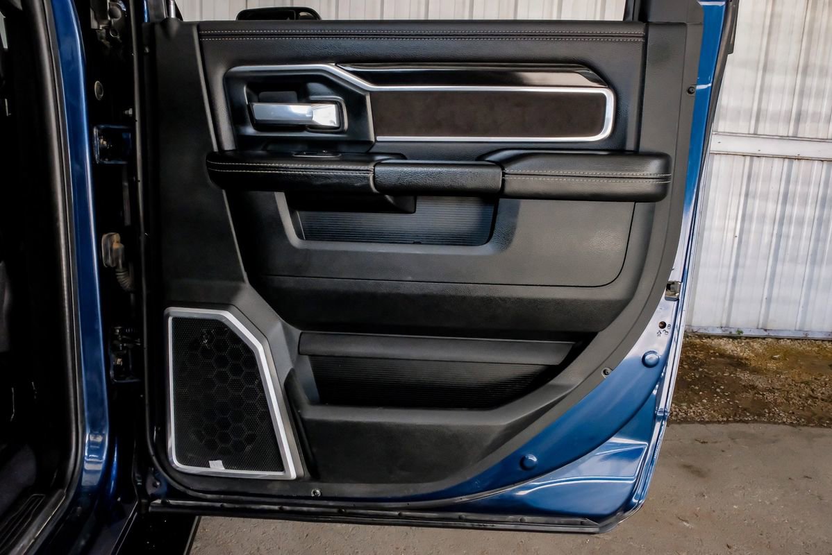 Used 2020 RAM 3500 Laramie w/ Night Edition AWD/4WD image 47