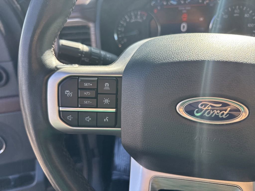 Used 2024 Ford Expedition Limited image 23