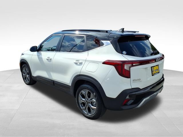 Used 2024 Kia Seltos S AWD/4WD image 6