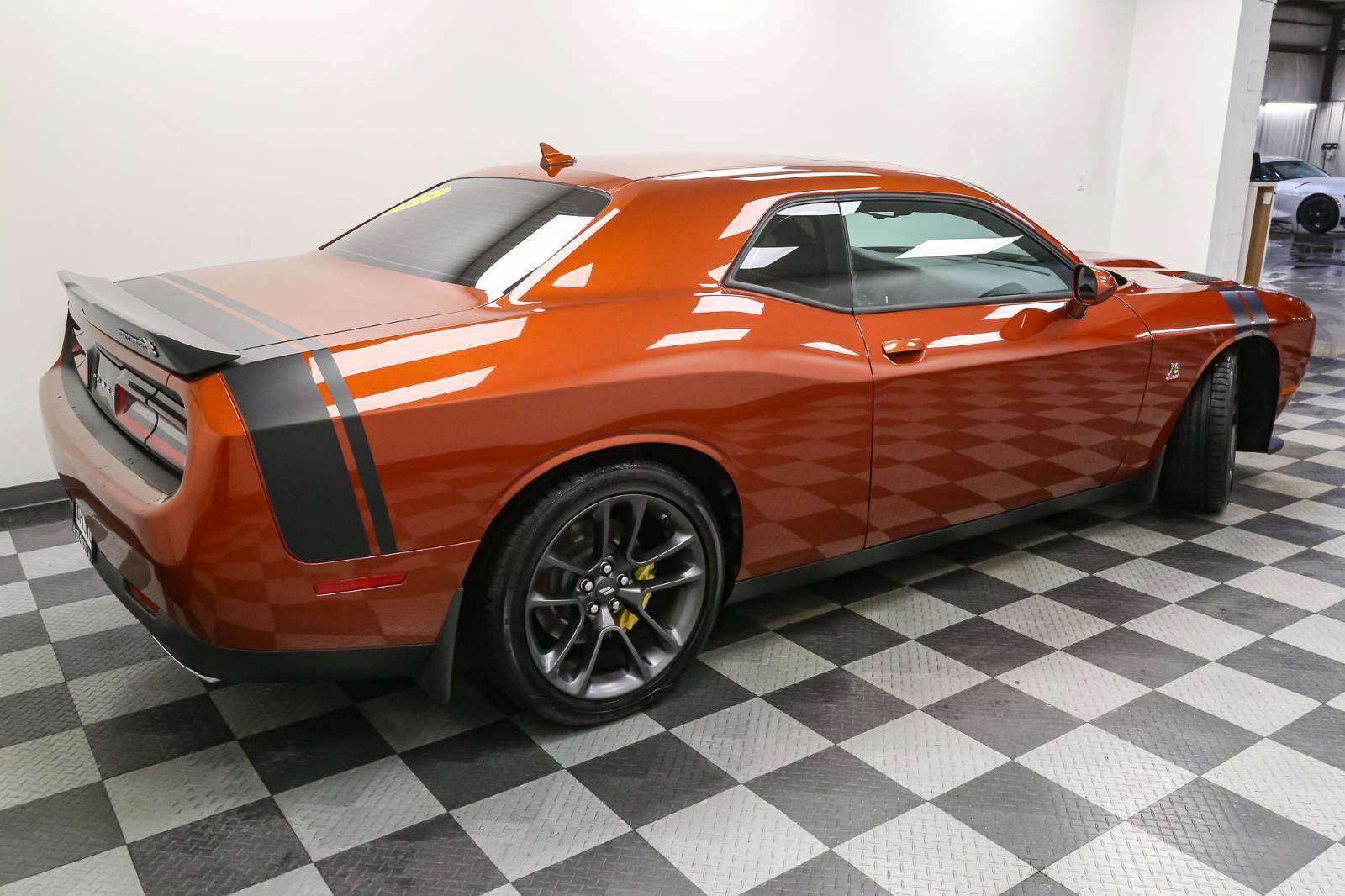 Used 2023 Dodge Challenger R/T Scat Pack w/ Scat Pack Stripe image 9