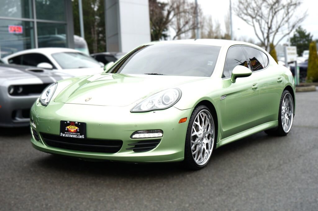 Used 2011 Porsche Panamera 4 image 2