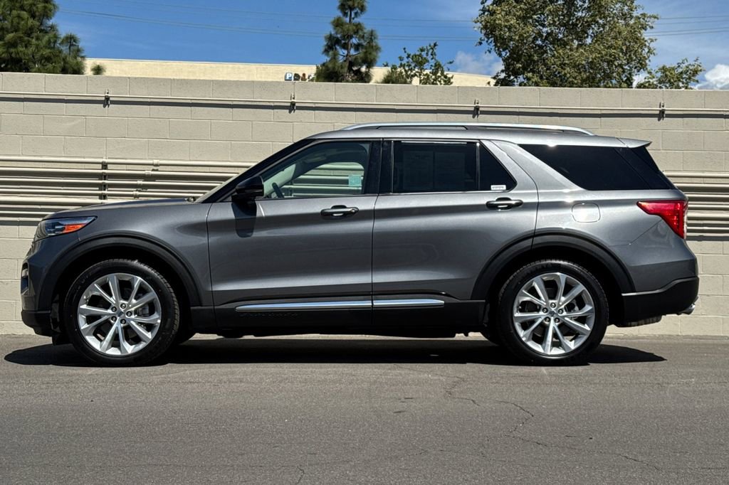Used 2022 Ford Explorer Platinum w/ Class IV Trailer Tow Package image 9