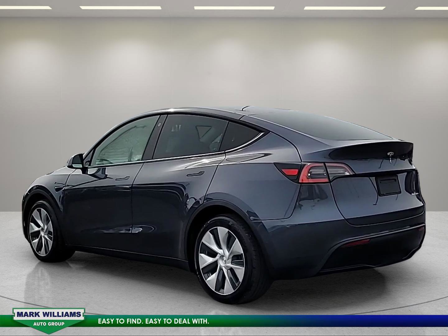 Used 2021 Tesla Model Y Long Range image 6