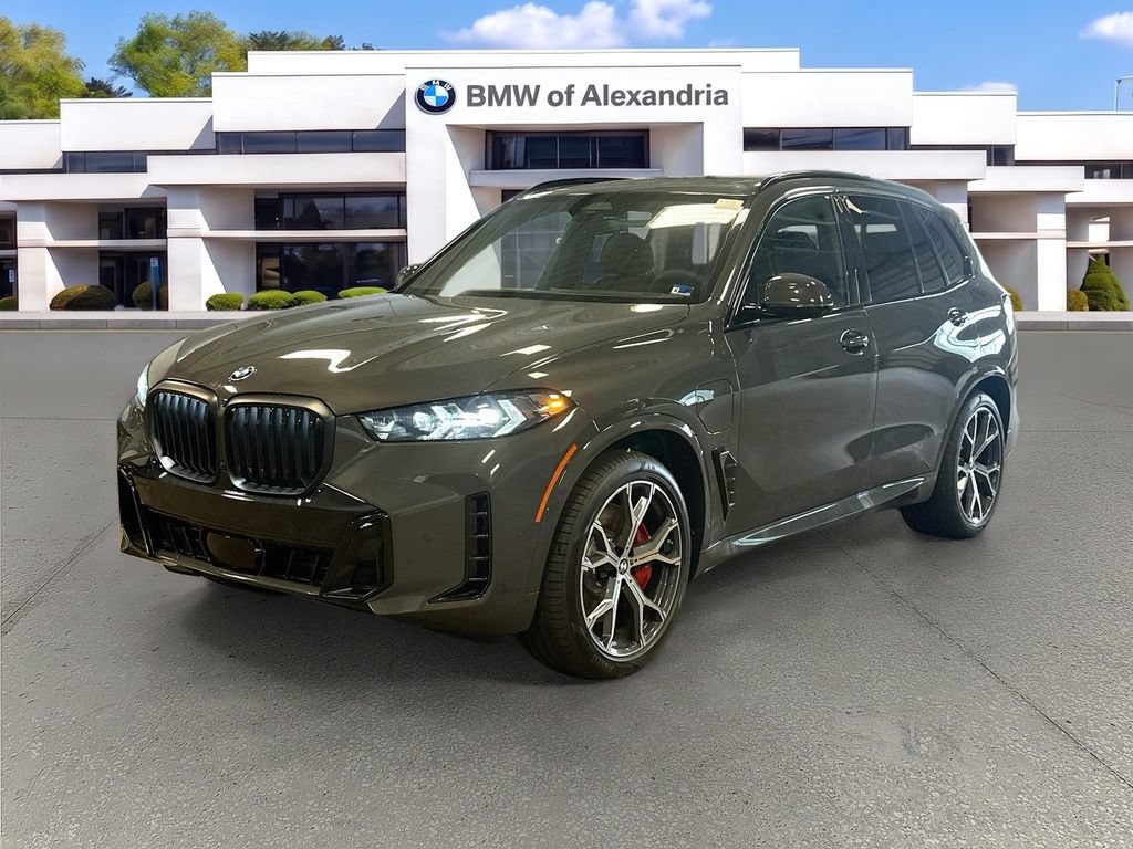New 2026 BMW X5 xDrive50e w/ M Sport Package AWD/4WD image 1