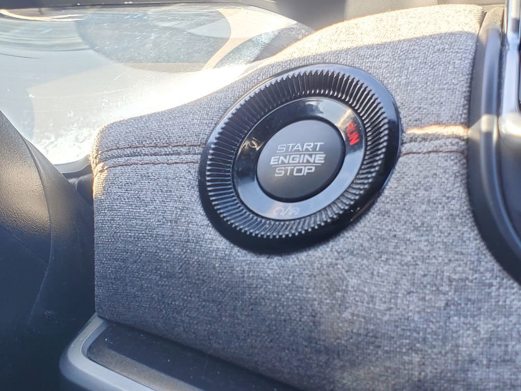 Used 2024 Jeep Compass Latitude image 20