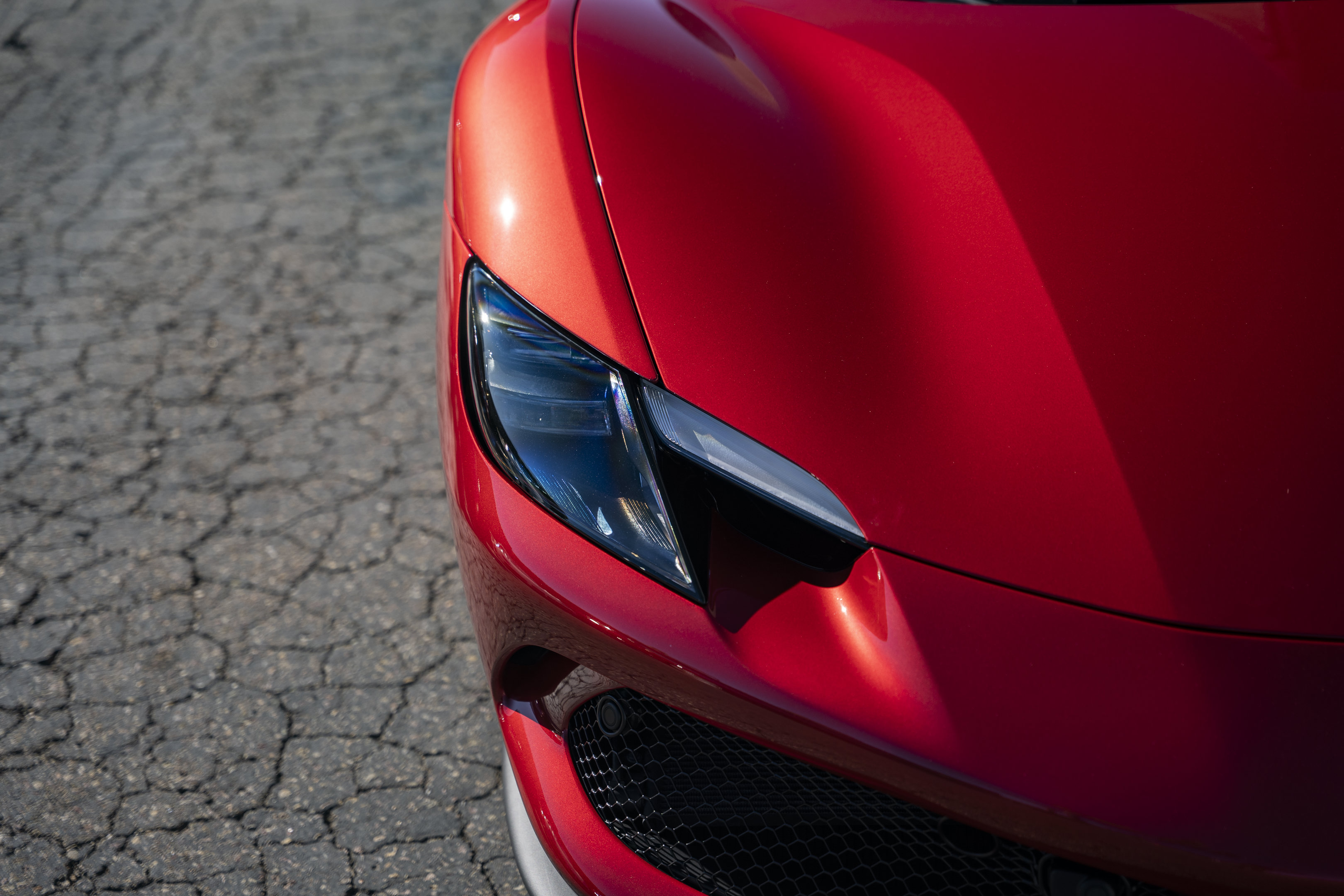 Used 2025 Ferrari 296 GTS RWD image 19