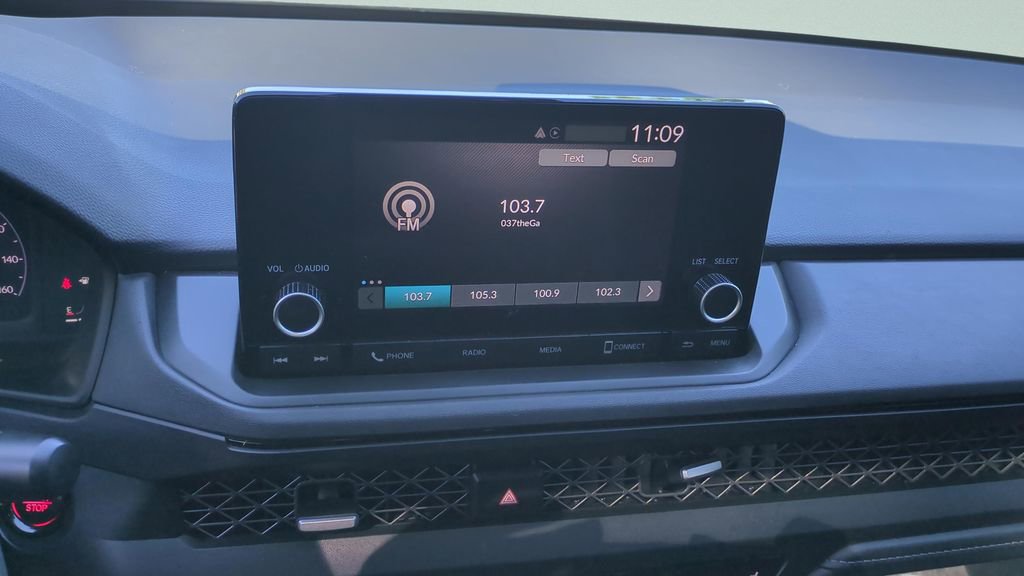 Used 2023 Honda Accord EX image 20