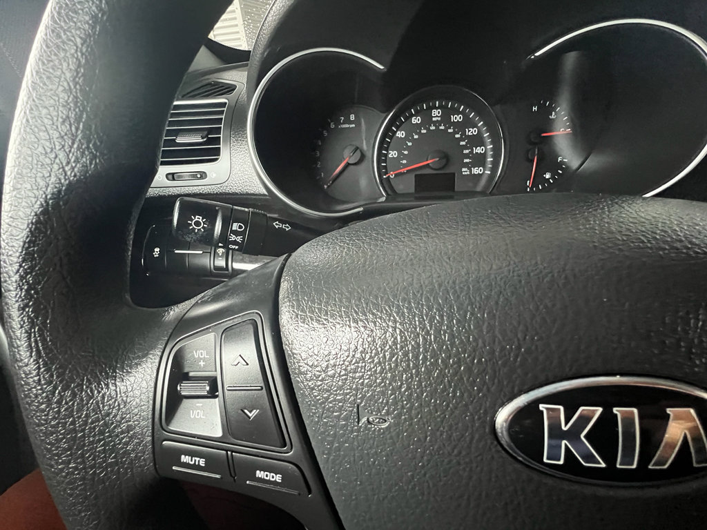 Used 2014 Kia Sorento LX image 22