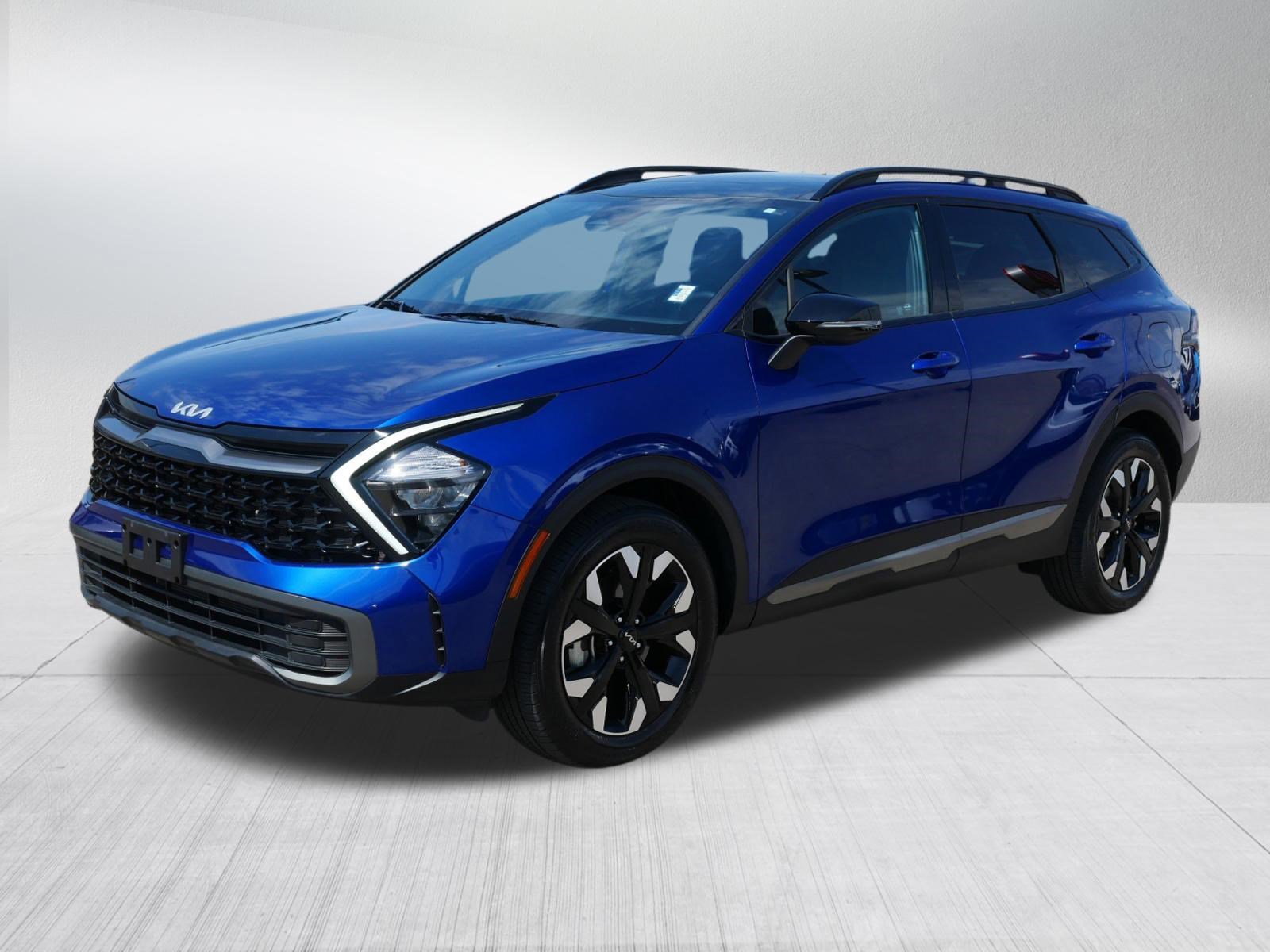 Certified 2023 Kia Sportage X-Line w/ X-Line Premium Package image 3