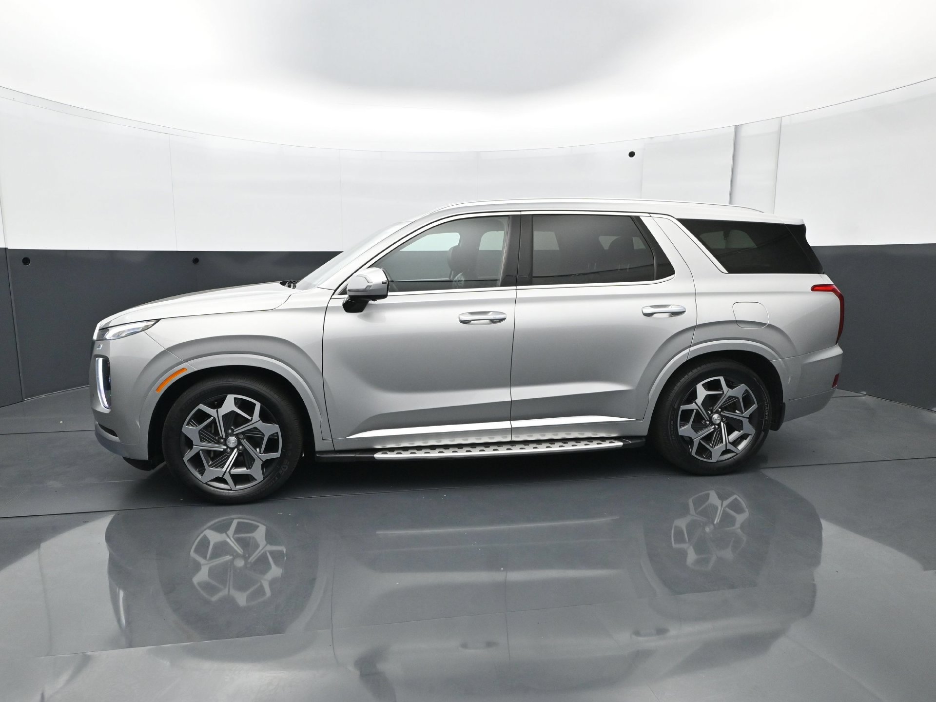 Used 2021 Hyundai Palisade Calligraphy w/ Cargo Package AWD/4WD image 3