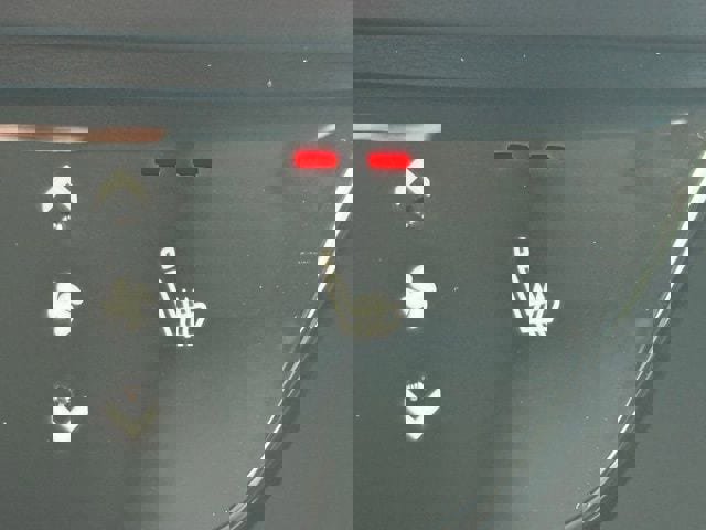 New 2025 Nissan Kicks SR w/ SR Premium Package image 31