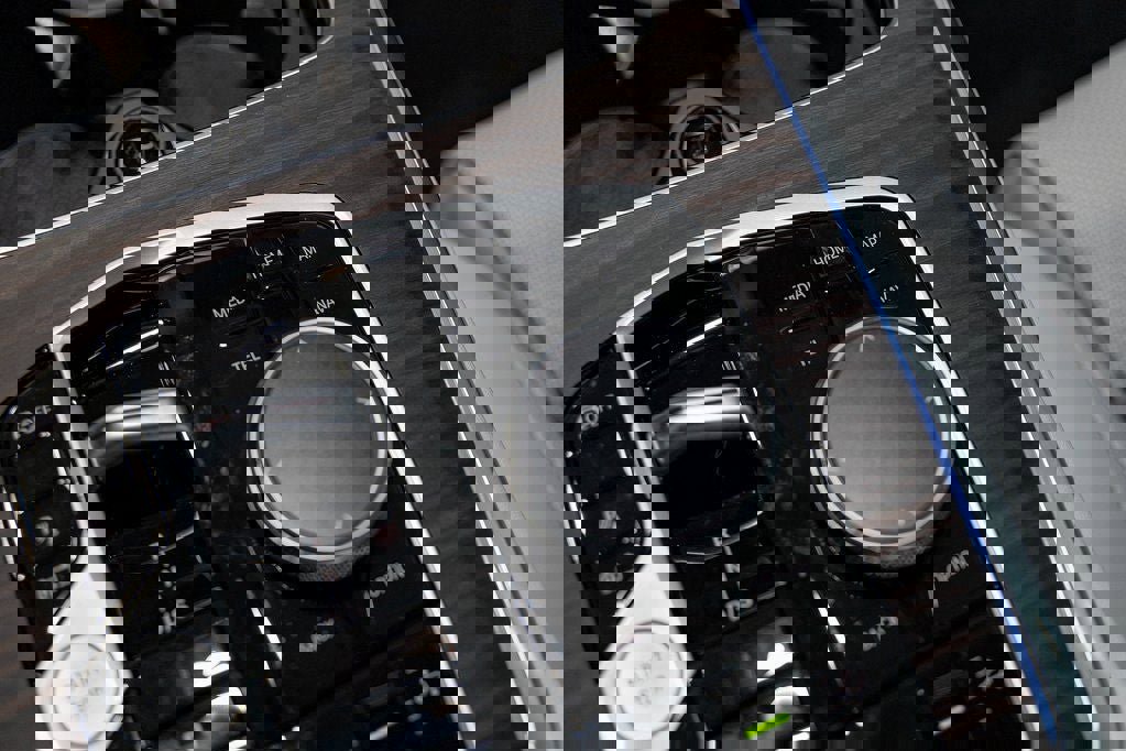 New 2026 BMW X5 xDrive50e w/ Premium Package image 24