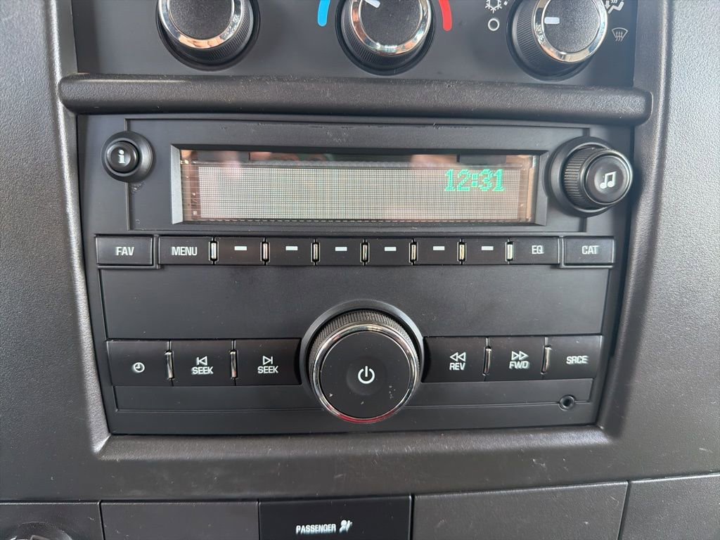 Used 2020 Chevrolet Express 2500 w/ Driver Convenience Package RWD image 20