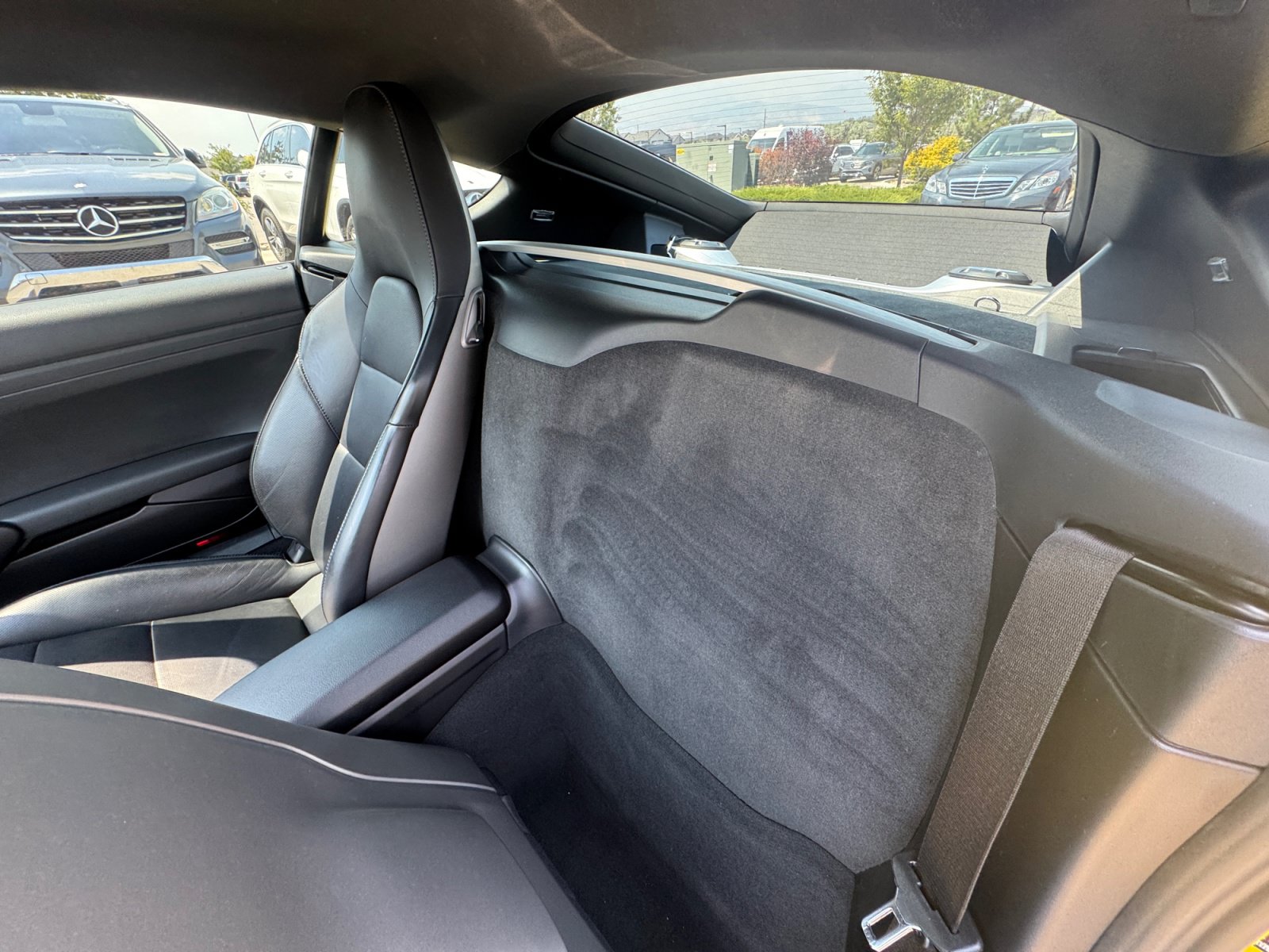 Used 2022 Porsche 718 Cayman RWD image 13