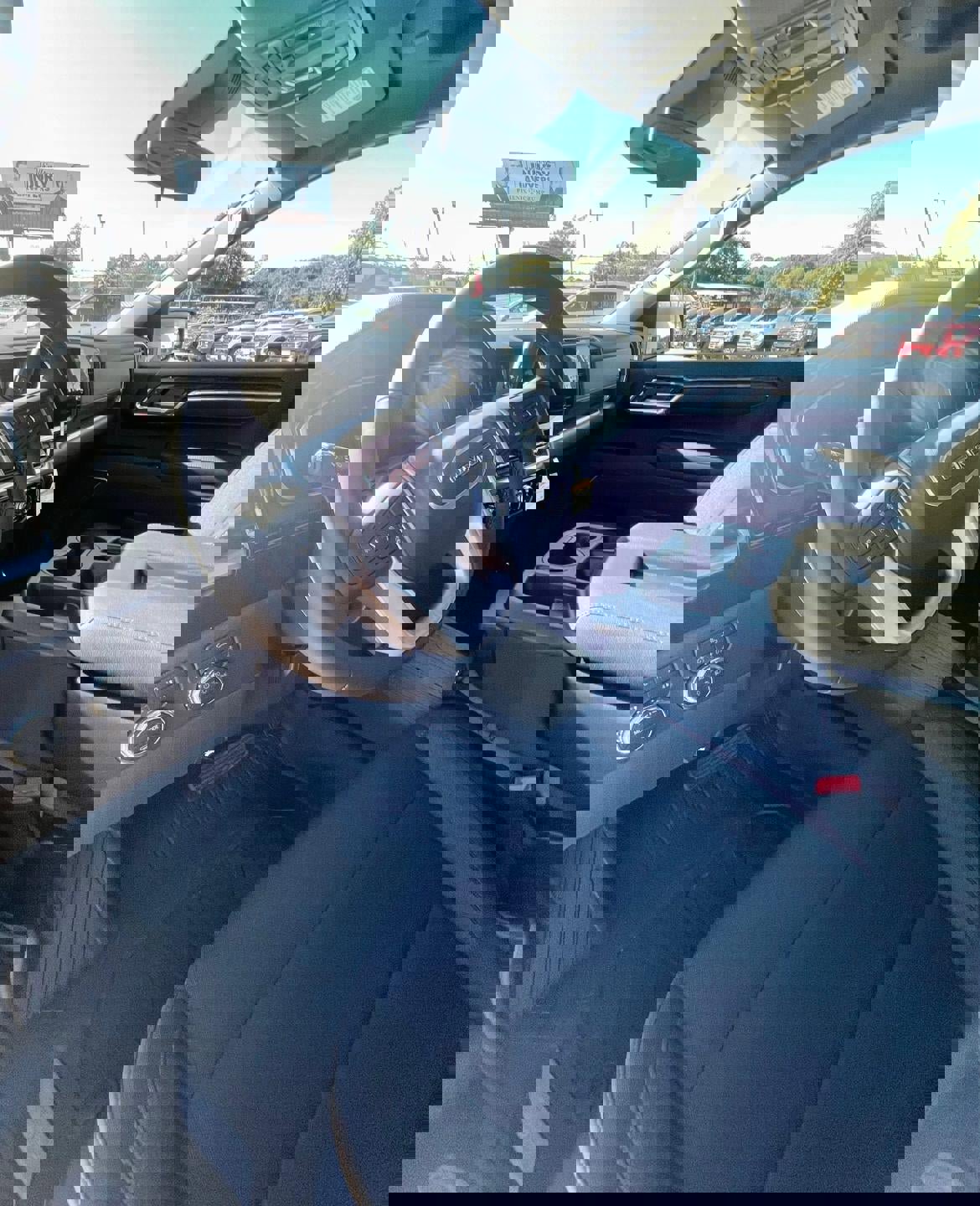 New 2026 GMC Sierra 1500 Elevation image 9