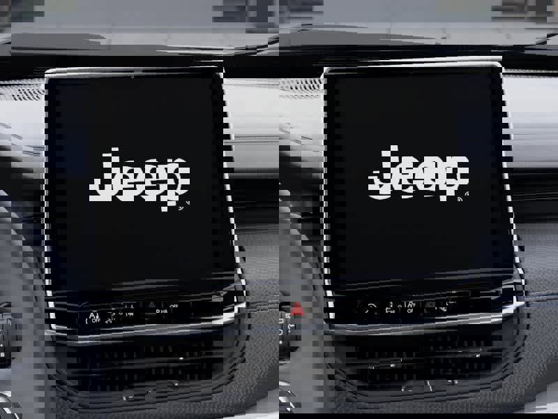 New 2026 Jeep Compass Limited image 18