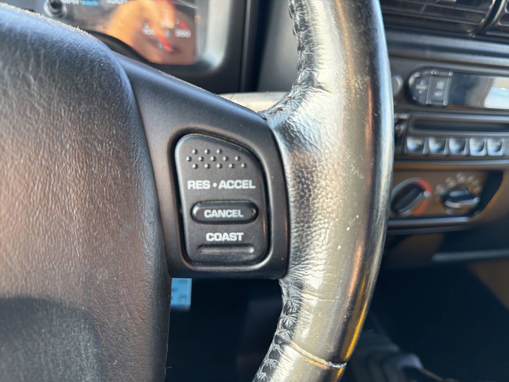 Used 2004 Jeep Wrangler Sport w/ Dual Top Group image 10