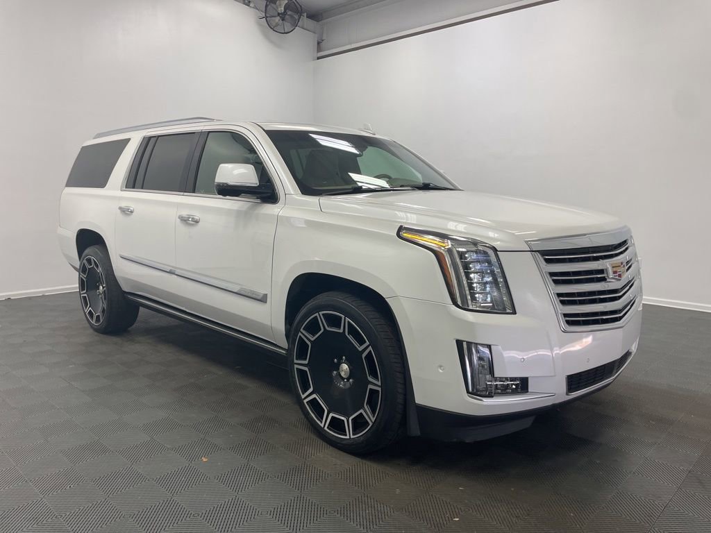 Used 2019 Cadillac Escalade ESV Platinum image 3