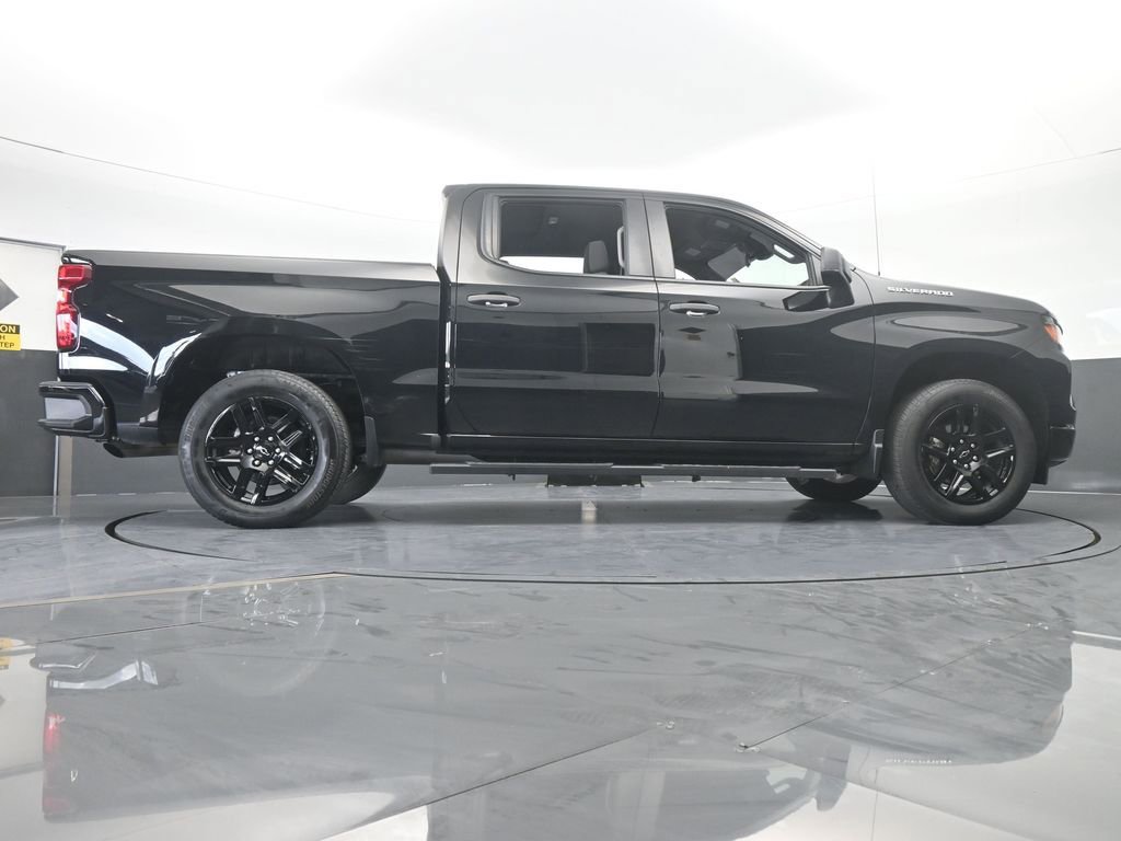 Used 2023 Chevrolet Silverado 1500 Custom image 62