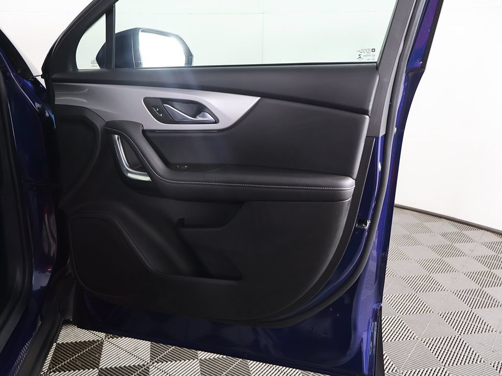 Used 2023 Chevrolet Blazer LT w/ LPO, Floor Liner Package FWD image 21