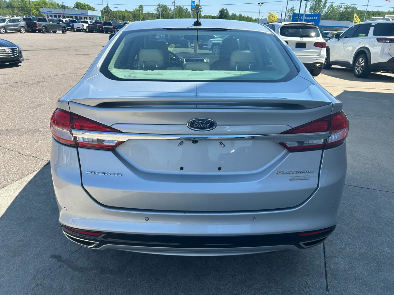 Used 2017 Ford Fusion Platinum AWD/4WD image 6