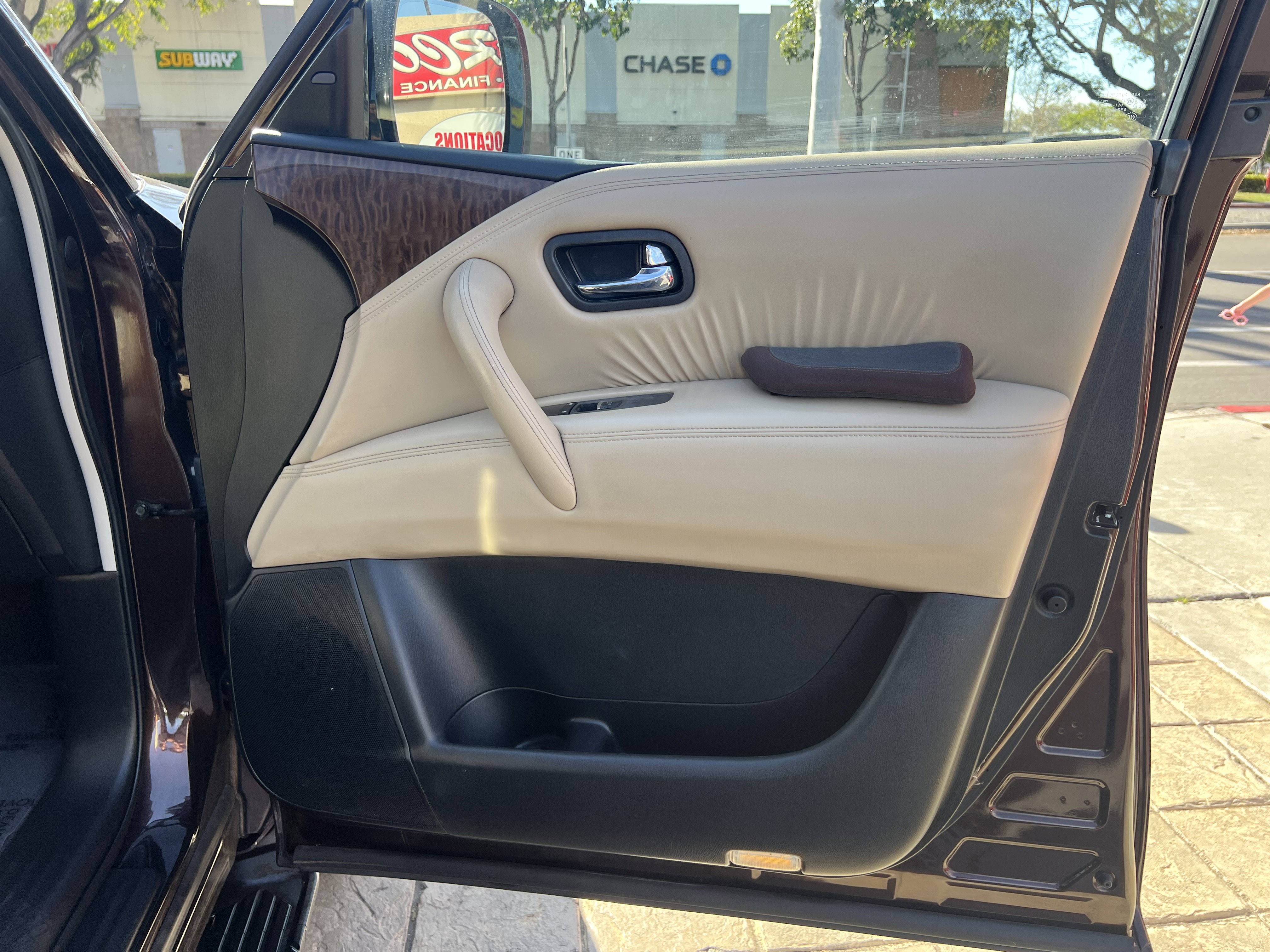 Used 2018 Nissan Armada SL w/ Premium Package image 40