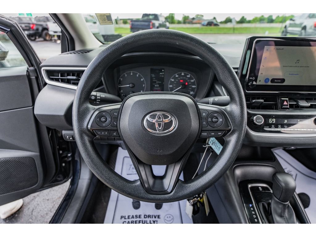 Used 2023 Toyota Corolla LE FWD image 10