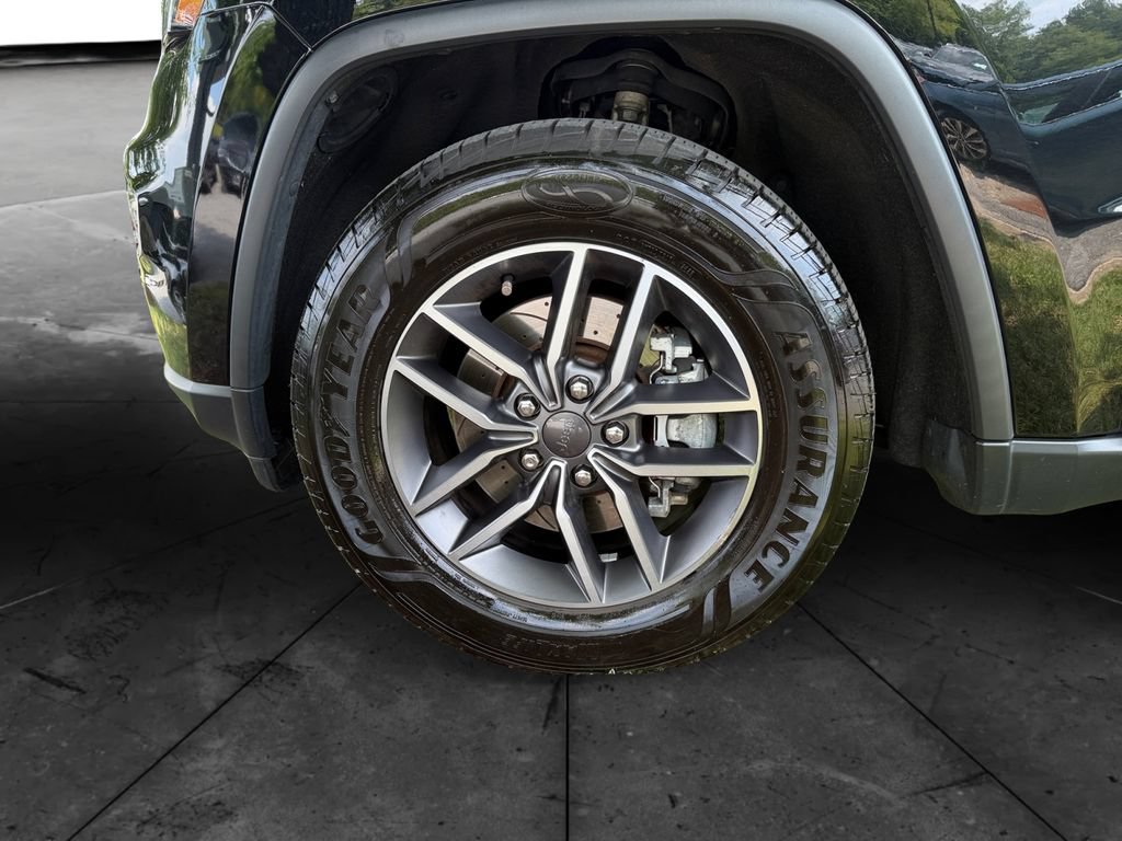 Used 2021 Jeep Grand Cherokee Limited w/ Luxury Group II AWD/4WD image 14