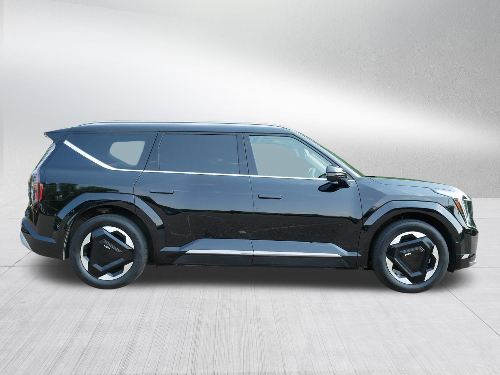Used 2024 Kia EV9 Land AWD/4WD image 8