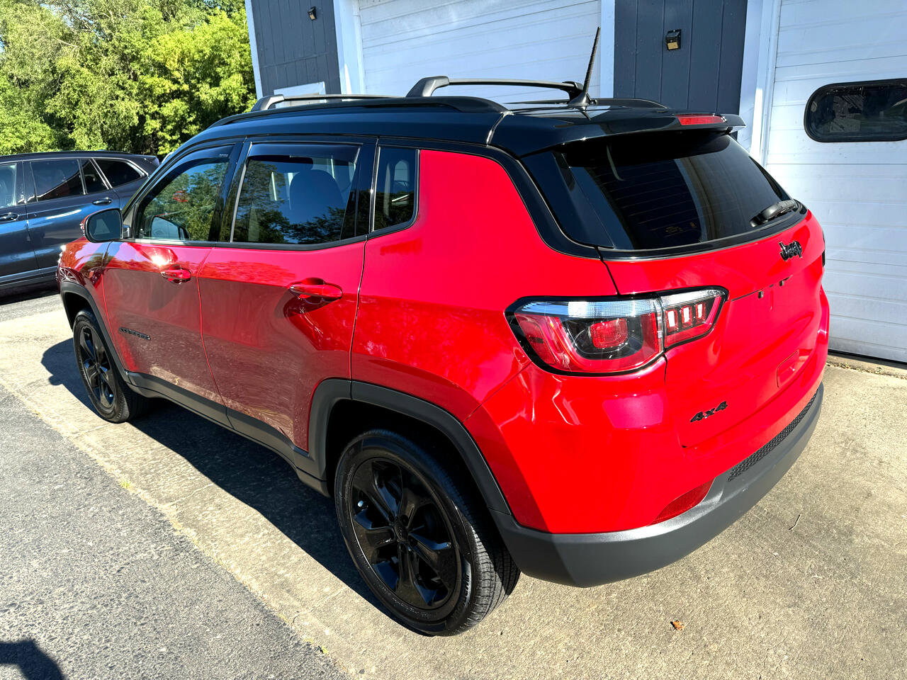 Used 2018 Jeep Compass Latitude image 6
