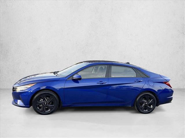 Used 2022 Hyundai Elantra SEL FWD image 4