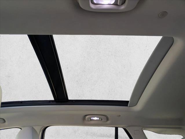 Used 2019 GMC Terrain Denali w/ Advanced Safety Package image 19