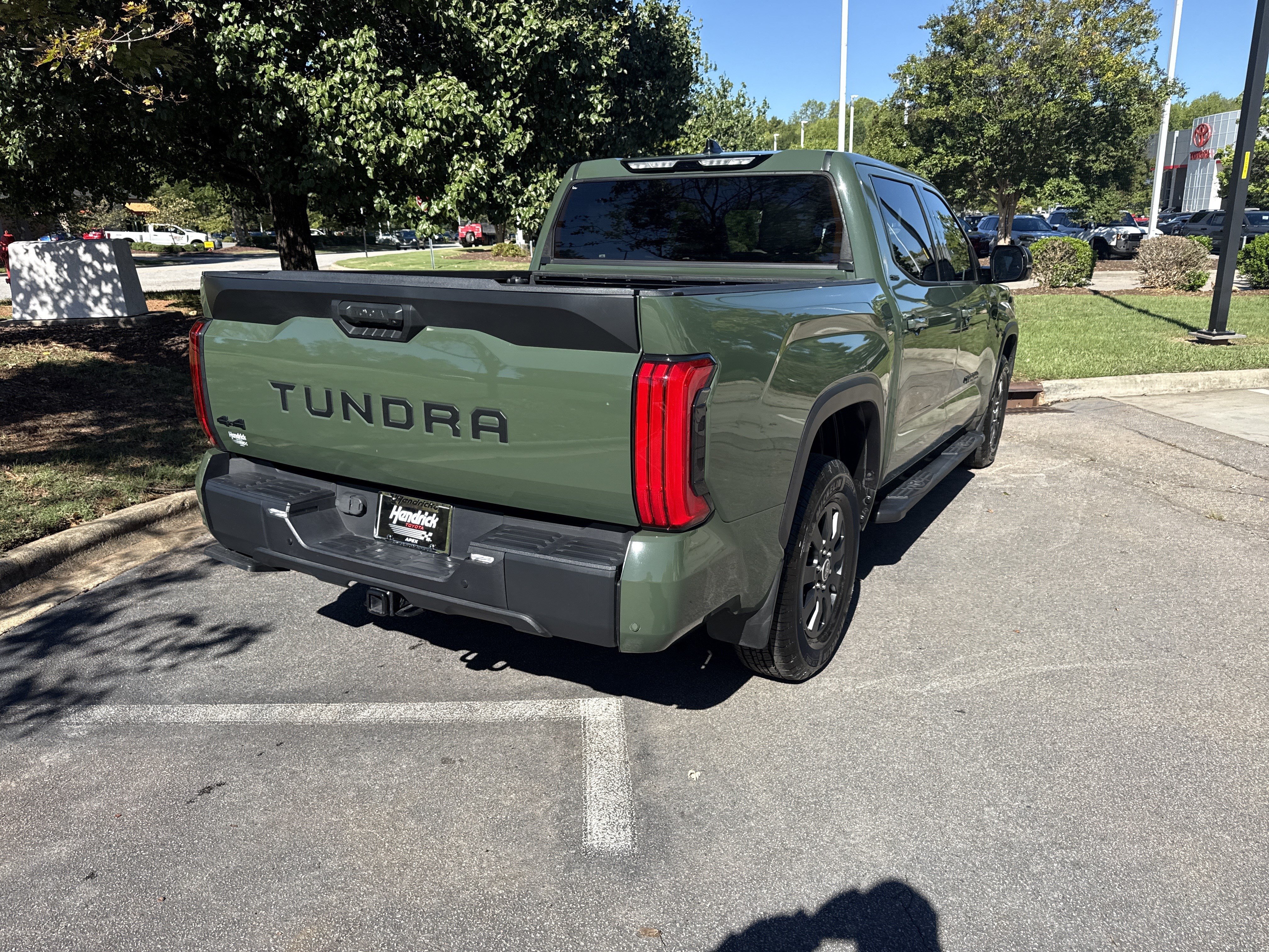 Used 2023 Toyota Tundra SR5 w/ SR5 Premium Package AWD/4WD image 10
