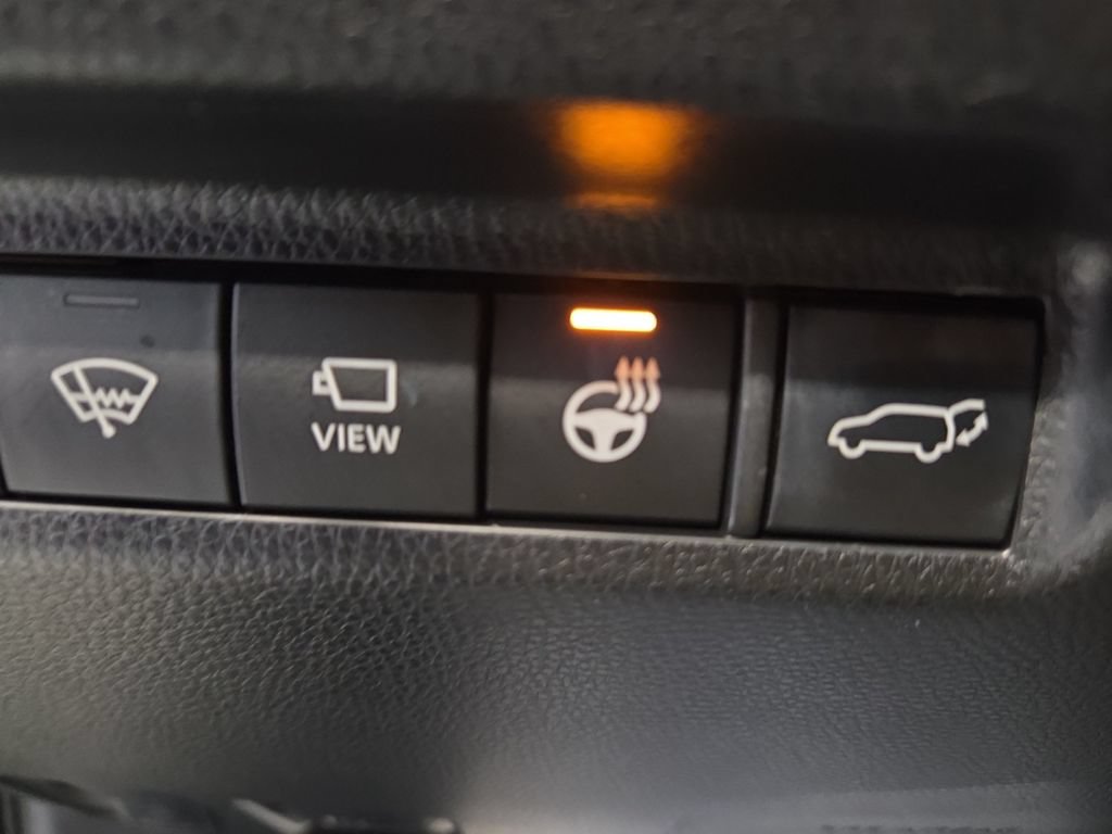 Used 2019 Toyota RAV4 Limited w/ Advanced Technology Package AWD/4WD image 21